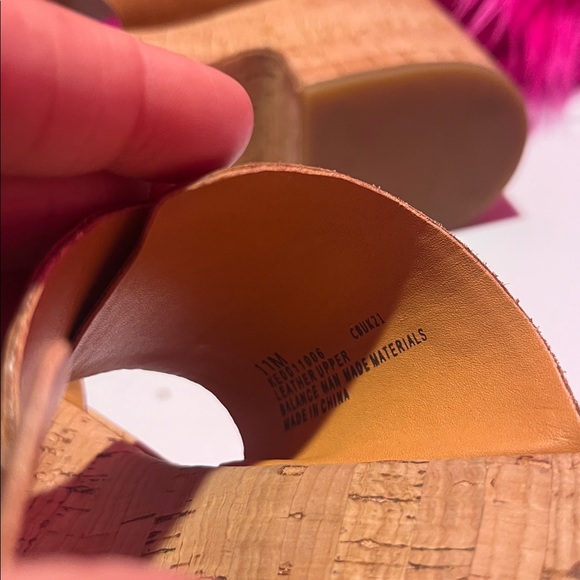 LADIES Gently Worn KORKS EASE SANDALS .. - Picture 9 of 9